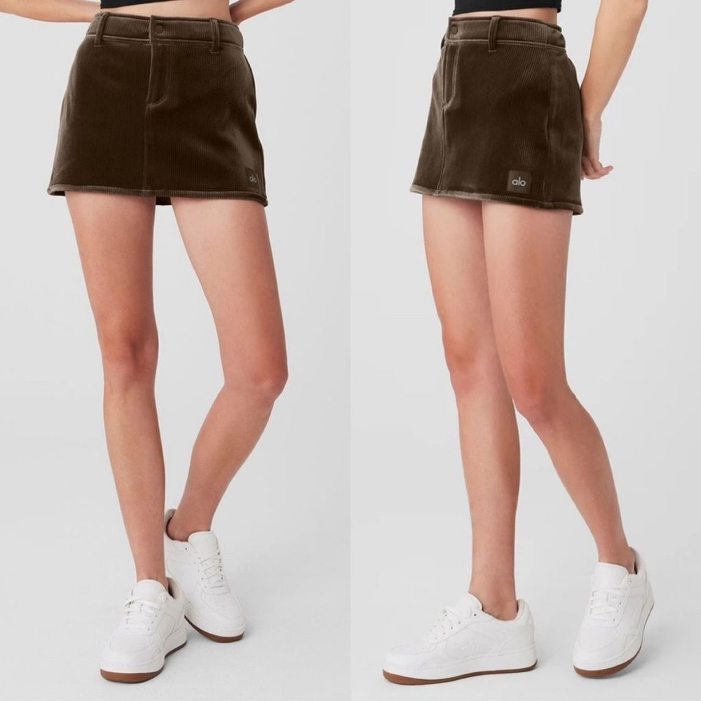 Alo Velour Baller Mini Skirt, Macchiato, Size Large